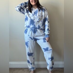 Wild Fable Blue Tie-Dye Loungewear Sweat Set